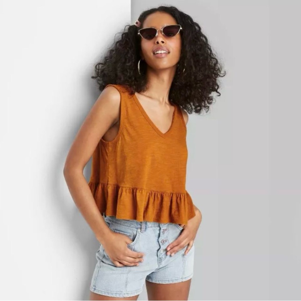 Burnt orange peplum cropped tank. Size XL
